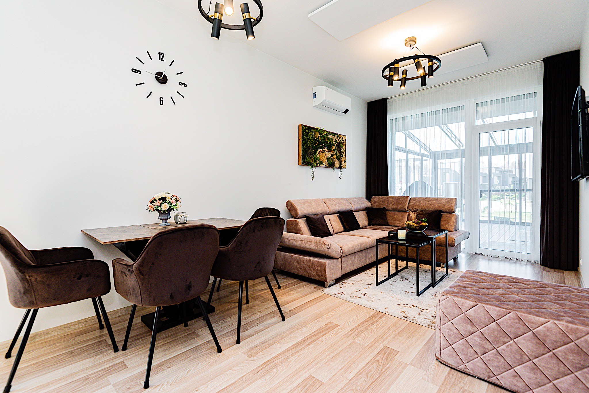 6569357F D33A 4288 BFEE 8609B6E9C1CA