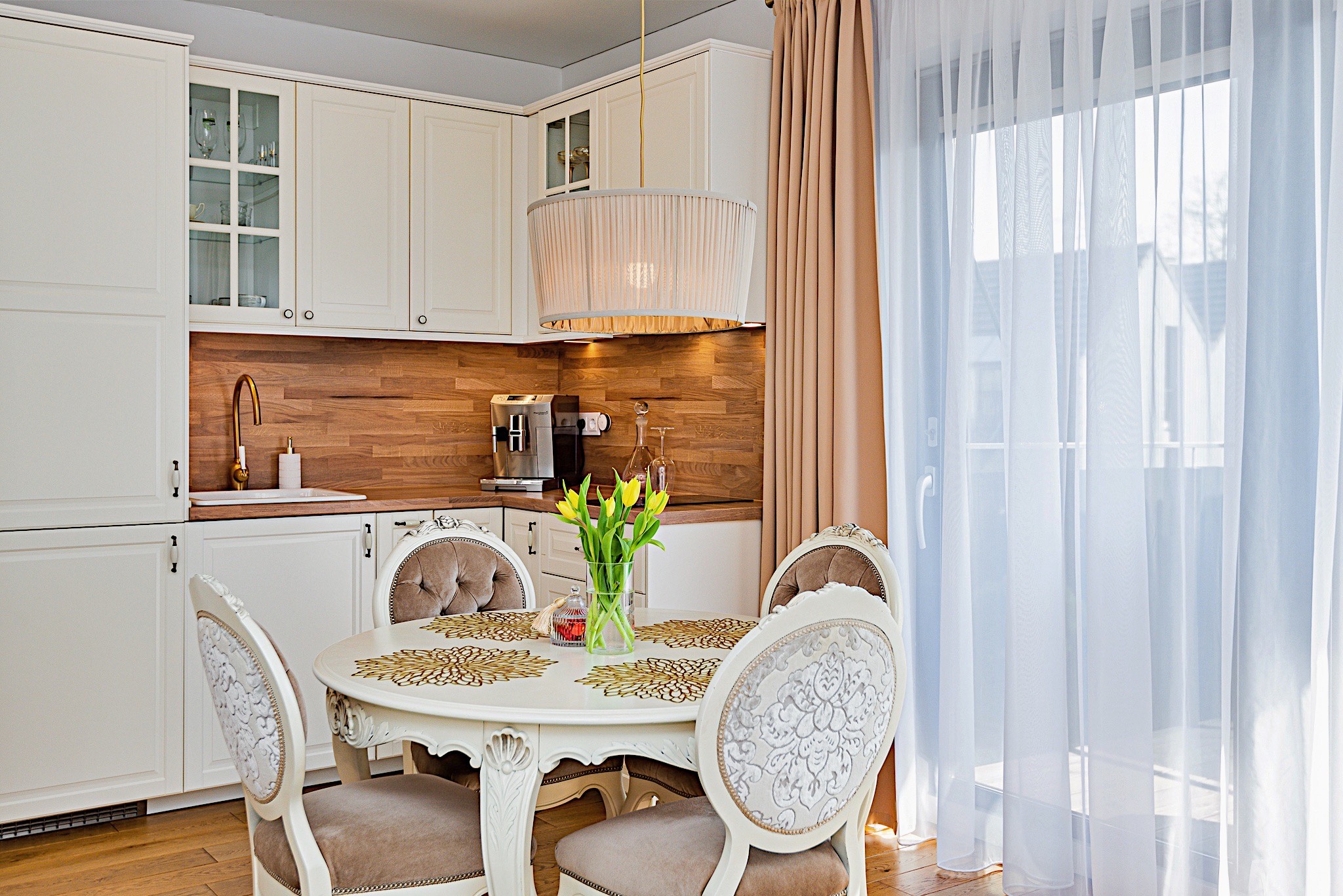 9F54F841 3555 4C4E BD2B 3F81599F3505