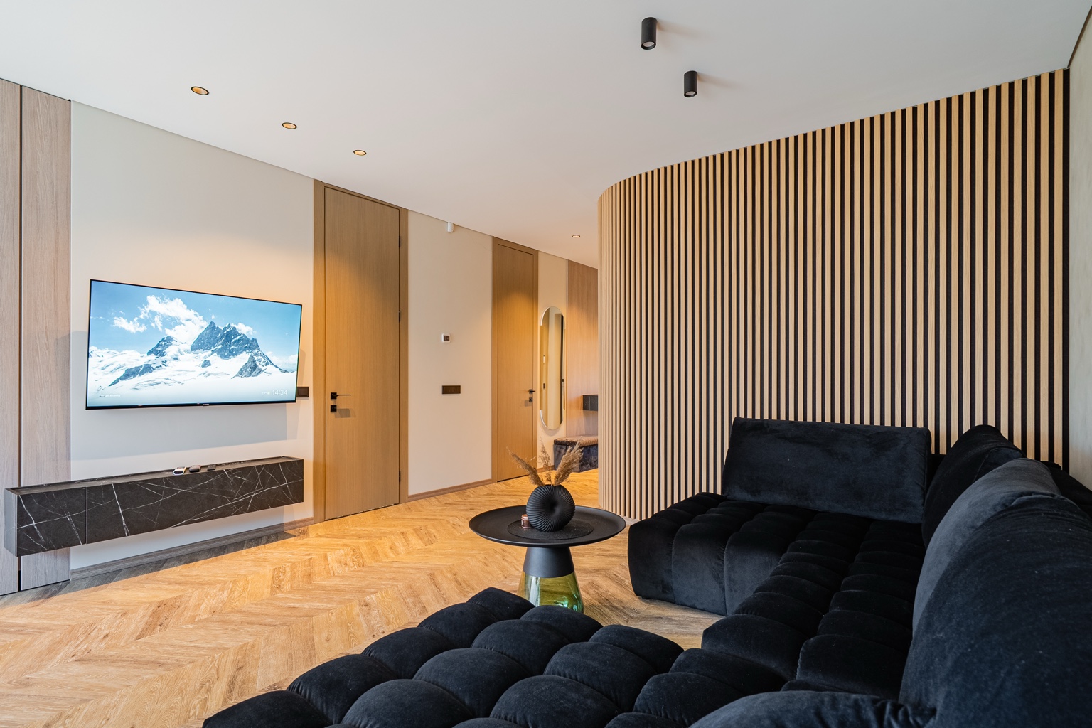 AB99103D BFBF 462E BE0B FE96E3E792A6 1