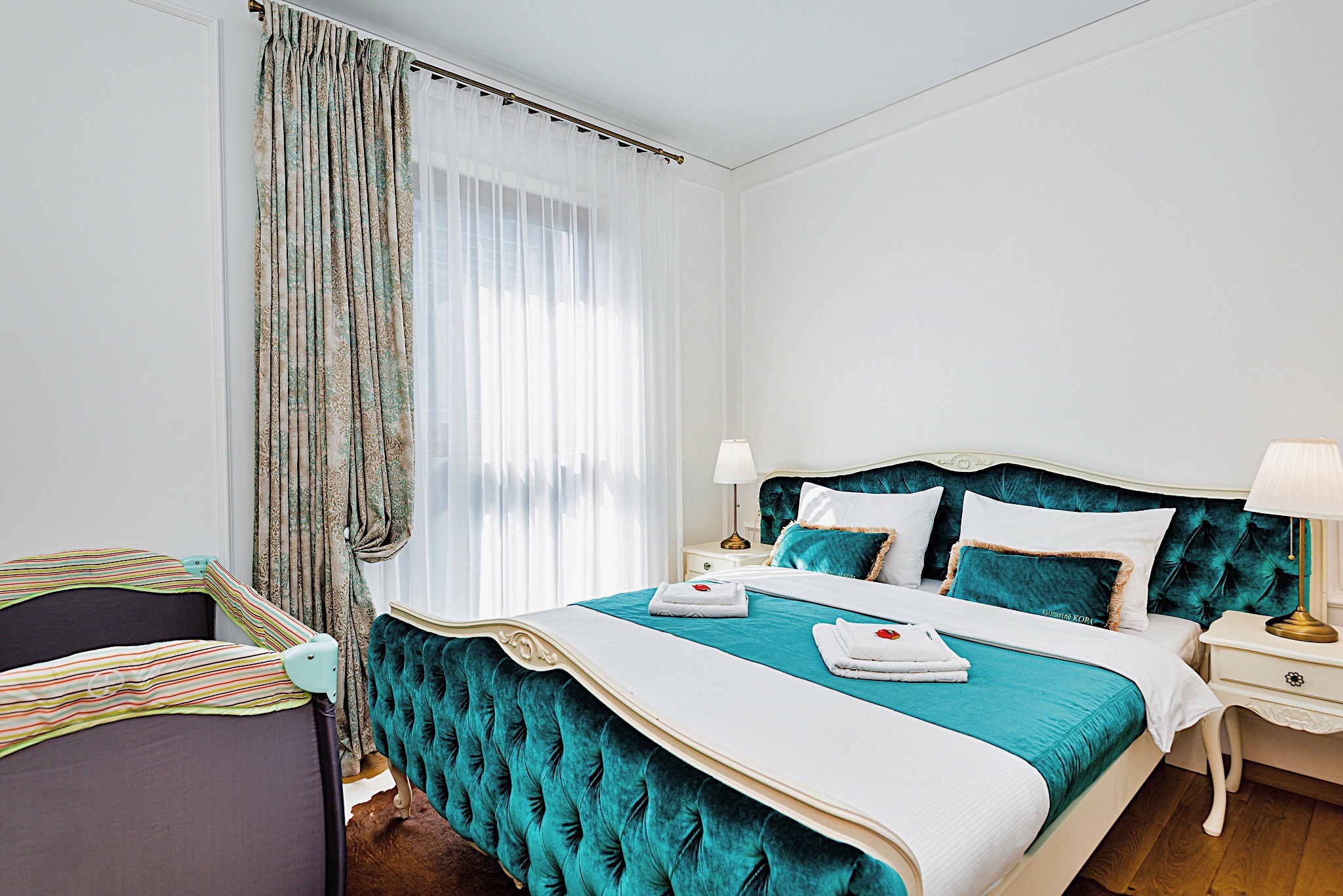 AC63E15C 9C99 4366 959A D574A544D9CA 1